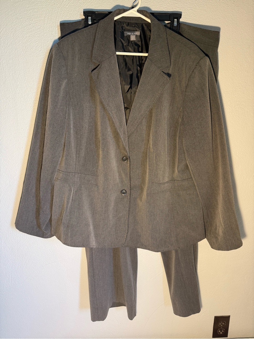 Apt. 9 Men's Gray Two-Piece Suit Blazer & Pants